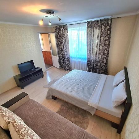Apartament Decebal 2 Kiszyniów Zewnętrze zdjęcie