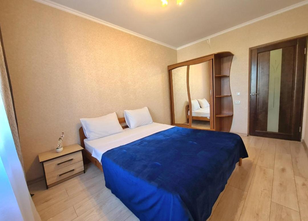 Apartament Decebal 2 Kiszyniów Zewnętrze zdjęcie