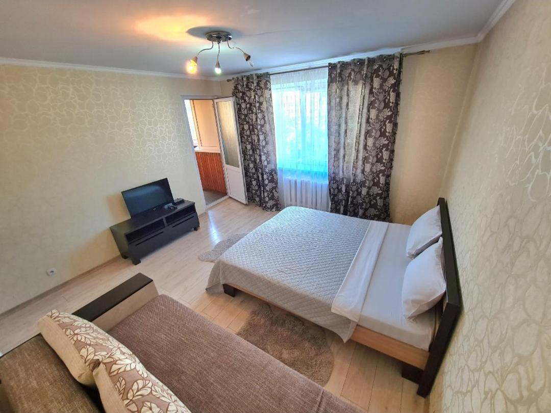 Apartament Decebal 2 Kiszyniów Zewnętrze zdjęcie