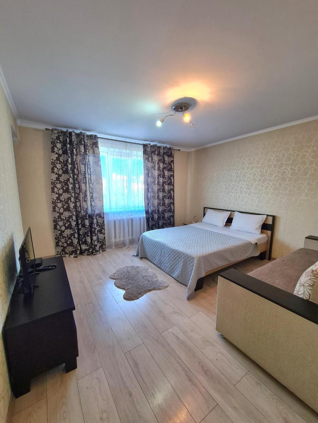 Apartament Decebal 2 Kiszyniów Zewnętrze zdjęcie